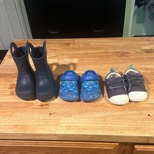 CROCS Kids Blue Rain Boots Set